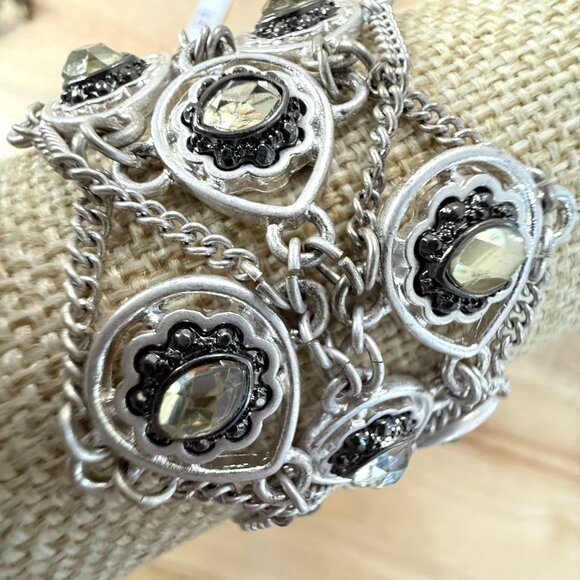 Jessica Simpson Silver-Tone Crystal Accent Toggle Charm Bracelet With Decorative - Picture 1 of 10